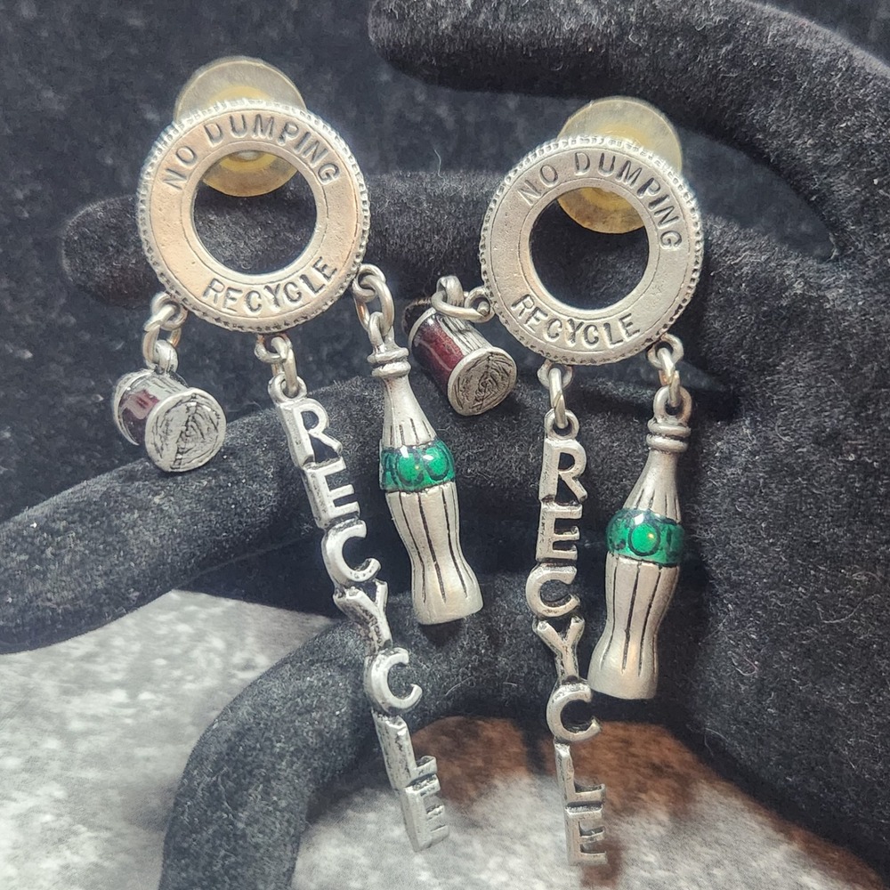 Don Lin Vintage Recycle Soda Bottle Can Dangle Earrings Silver Tone